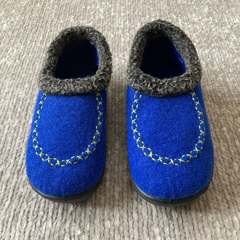 Kamik Kids Wool Slippers Size 12 Blue Gray Cabin Cozy Rubber Sole